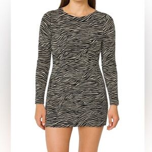 H&M | Dresses | Hm Black And White Stripe Long Sleeve Midi Dress | Poshmark H&M | Dresses | Hm Black And White Stripe Long Sleeve Midi Dress | Poshmark